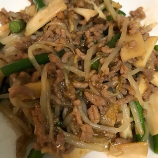 炒めるだけ！豚ひき肉とニンニクの芽の中華炒め